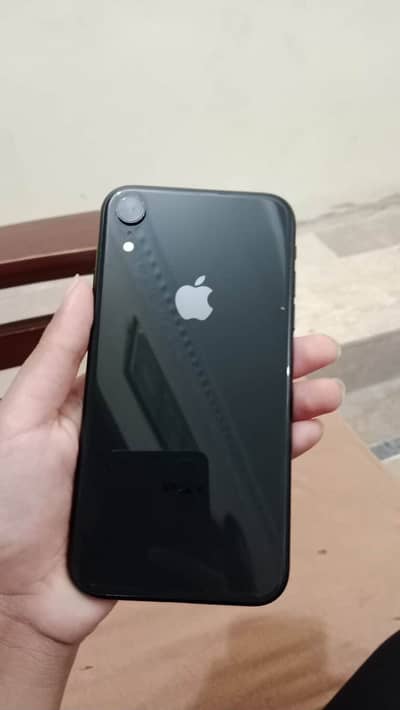Apple iPhone XR