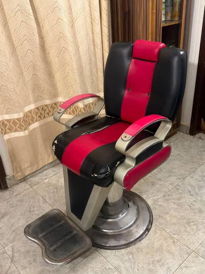 Professional Barber Salon Chair – Hydraulic Heavy Duty – Black & Red
