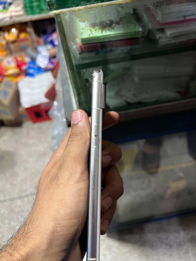 Google Pixel 8 Pro 5