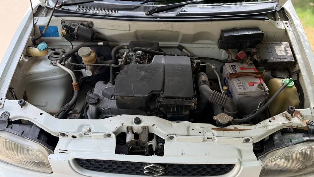 Suzuki Alto 2000 1