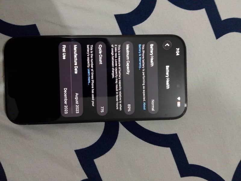 Apple iPhone 15 Pro 4