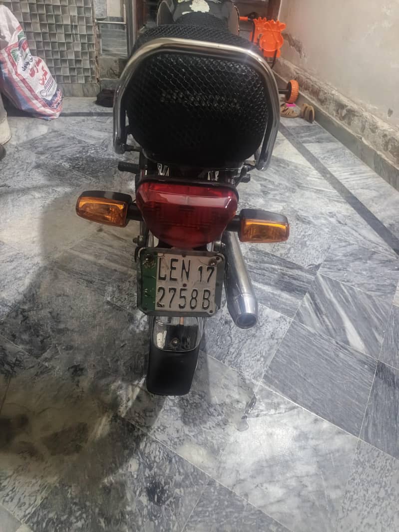 honda CD70 2