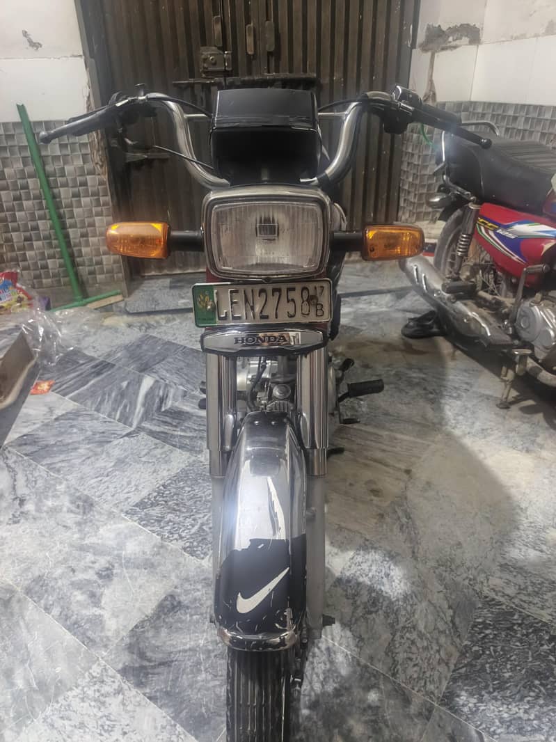 honda CD70 4
