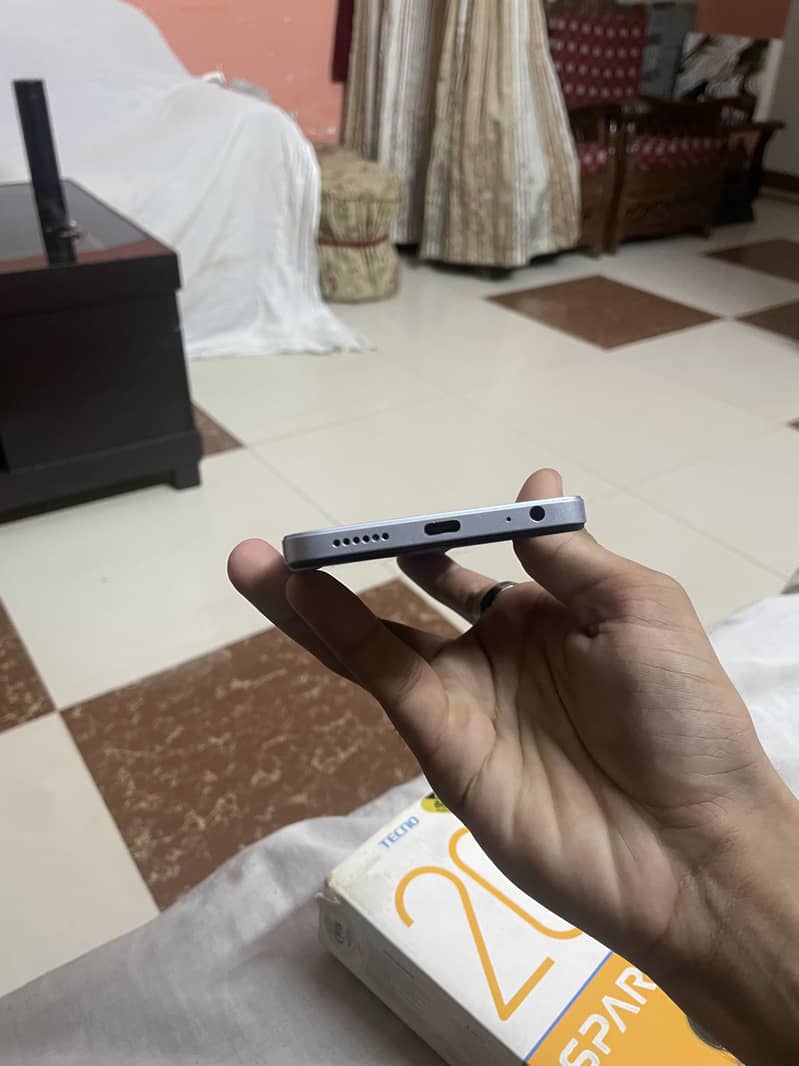 Tecno Spark 20C 2