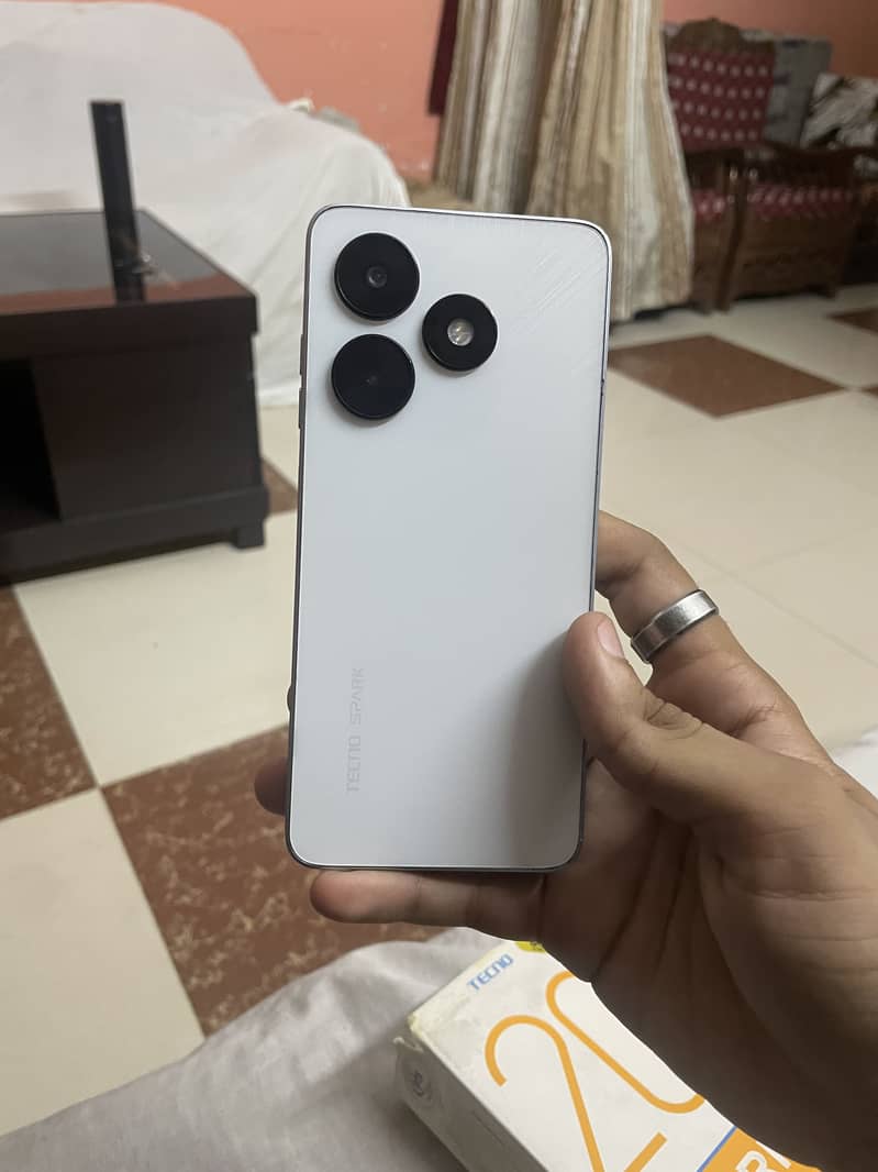 Tecno Spark 20C 5