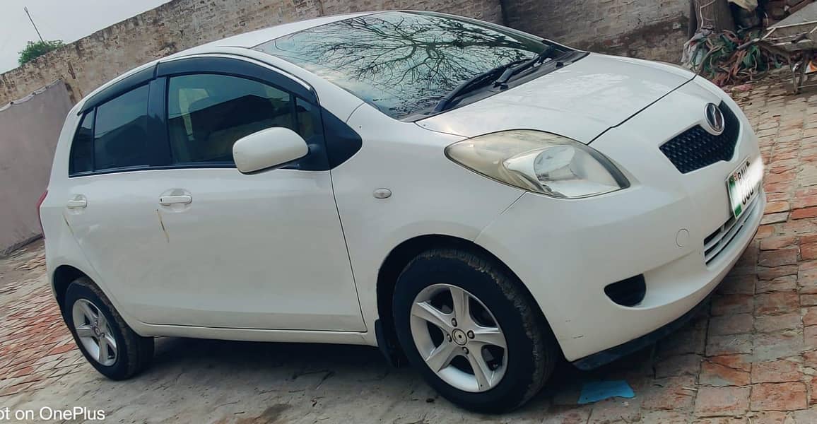 Toyota Vitz 2005 1