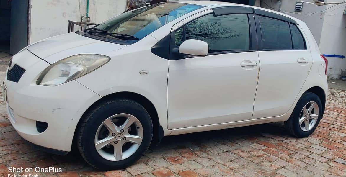 Toyota Vitz 2005 3