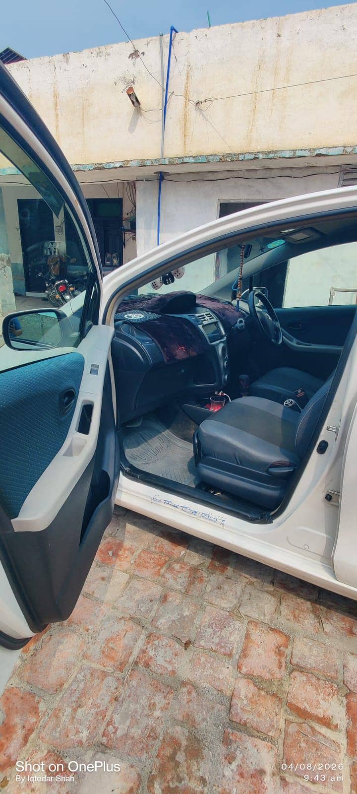 Toyota Vitz 2005 7