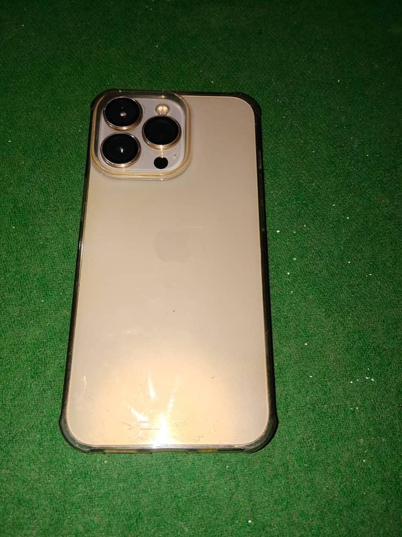 Apple iPhone 13 Pro 3