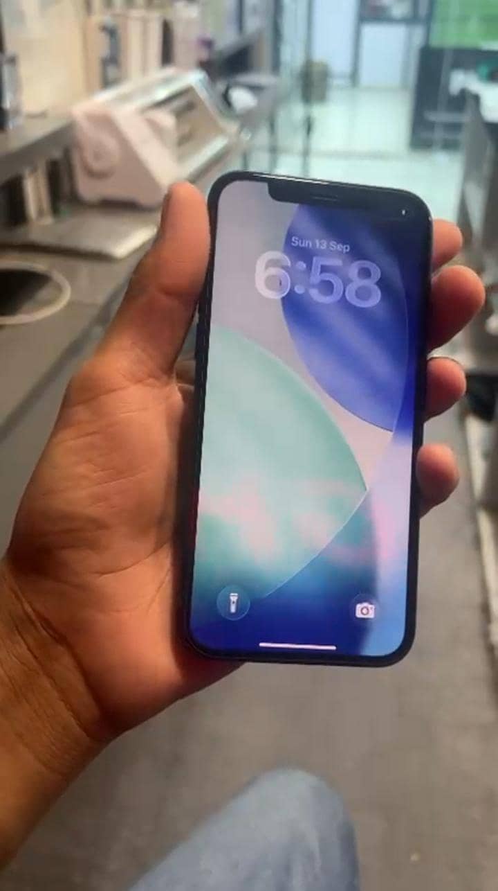 Apple iPhone 12 1