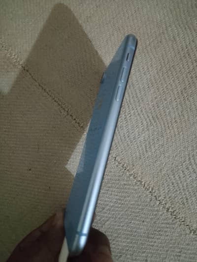 Apple iPhone XR