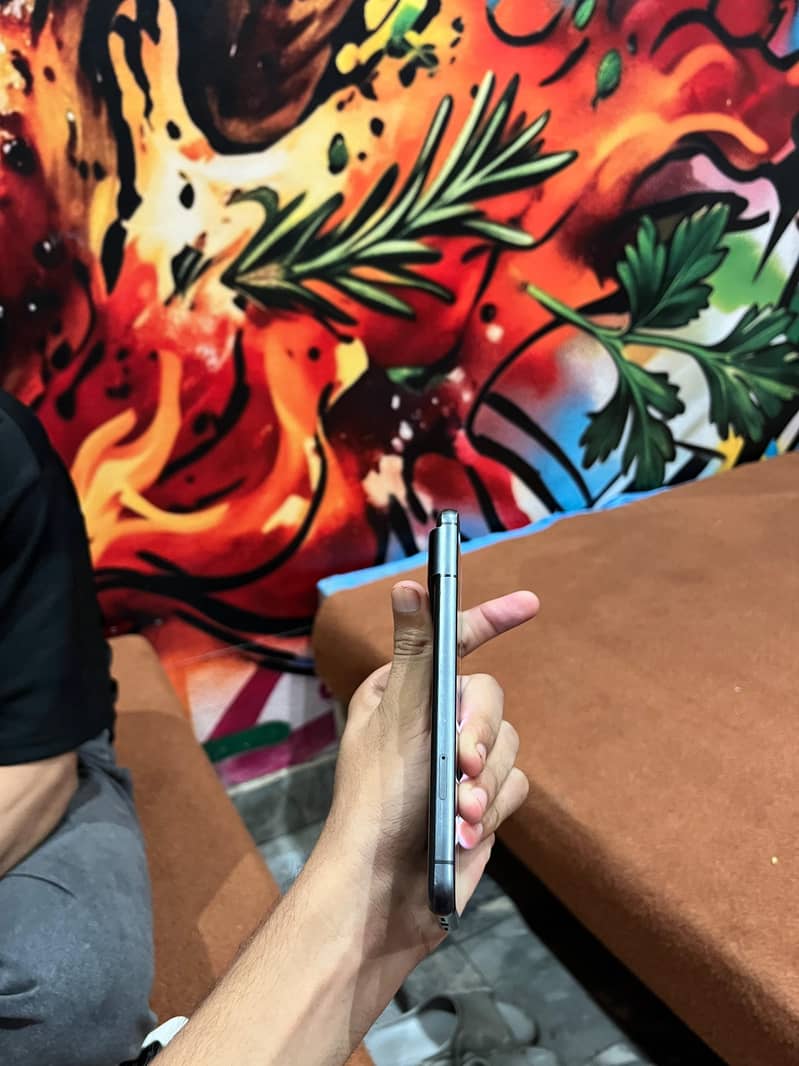 Google Pixel 8 3
