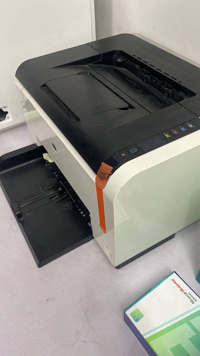 Hp colour printer Laserjet 2