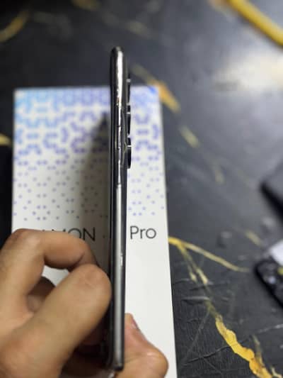 Tecno CAMON 40 Pro