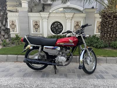 Honda 125 Special addition
