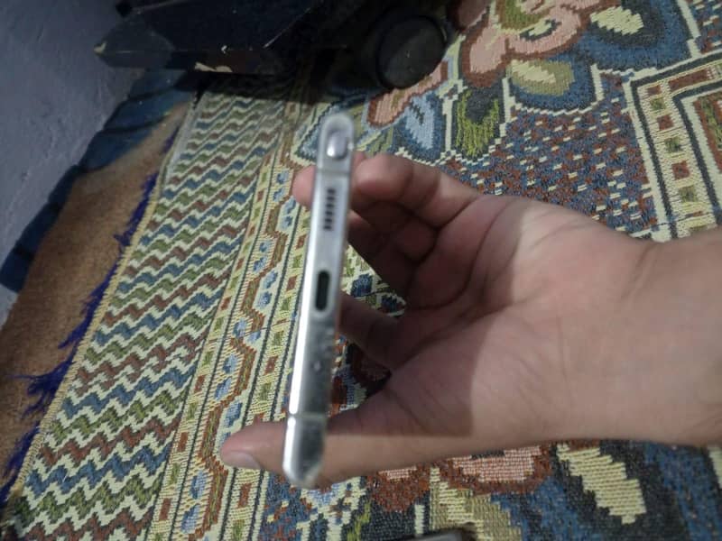 Samsung Mobile Note 10 Plus 2