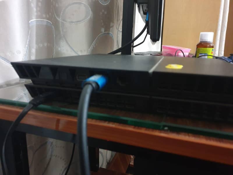 PS4 mint condition 4
