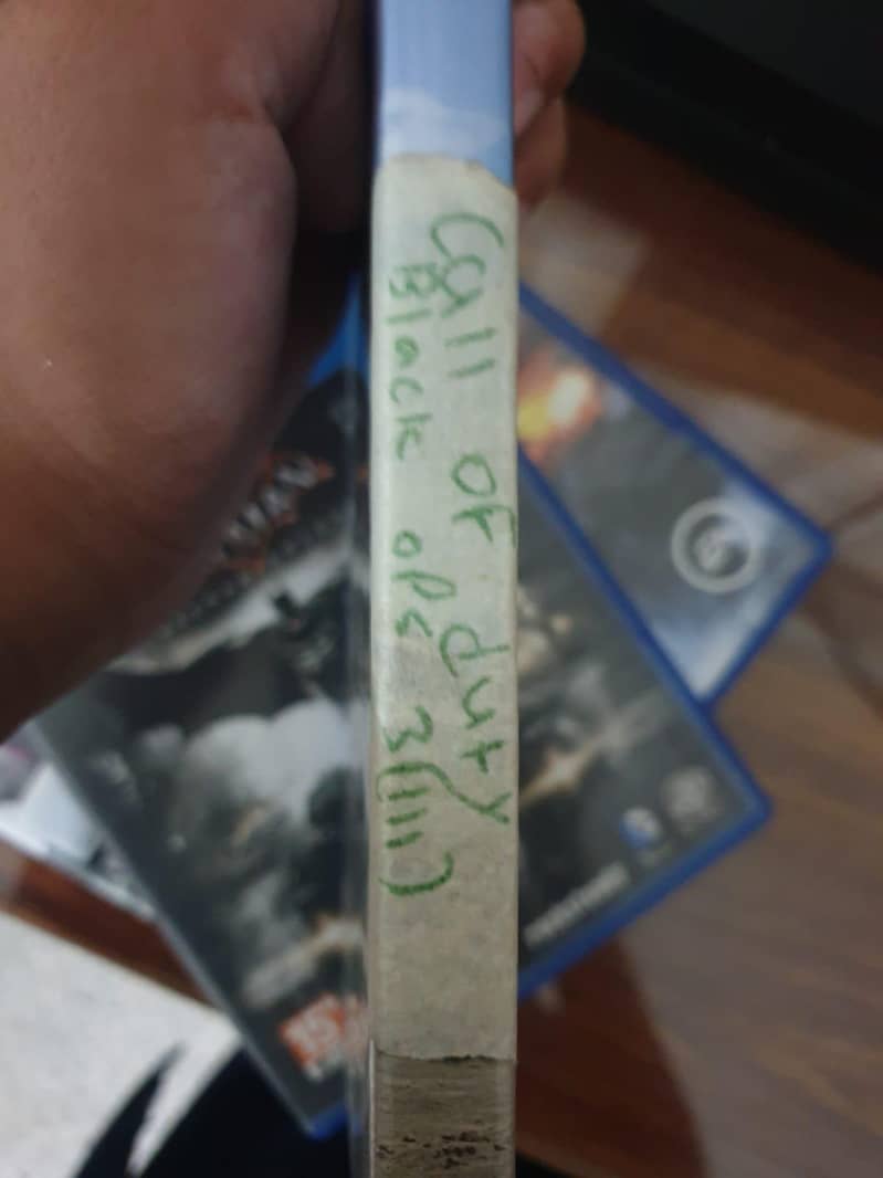 PS4 mint condition 7