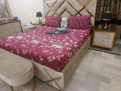 Diamond Mattress 8 Inch 6 Months Used