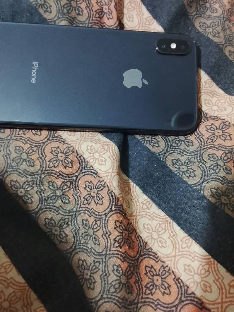 Apple iPhone X 1
