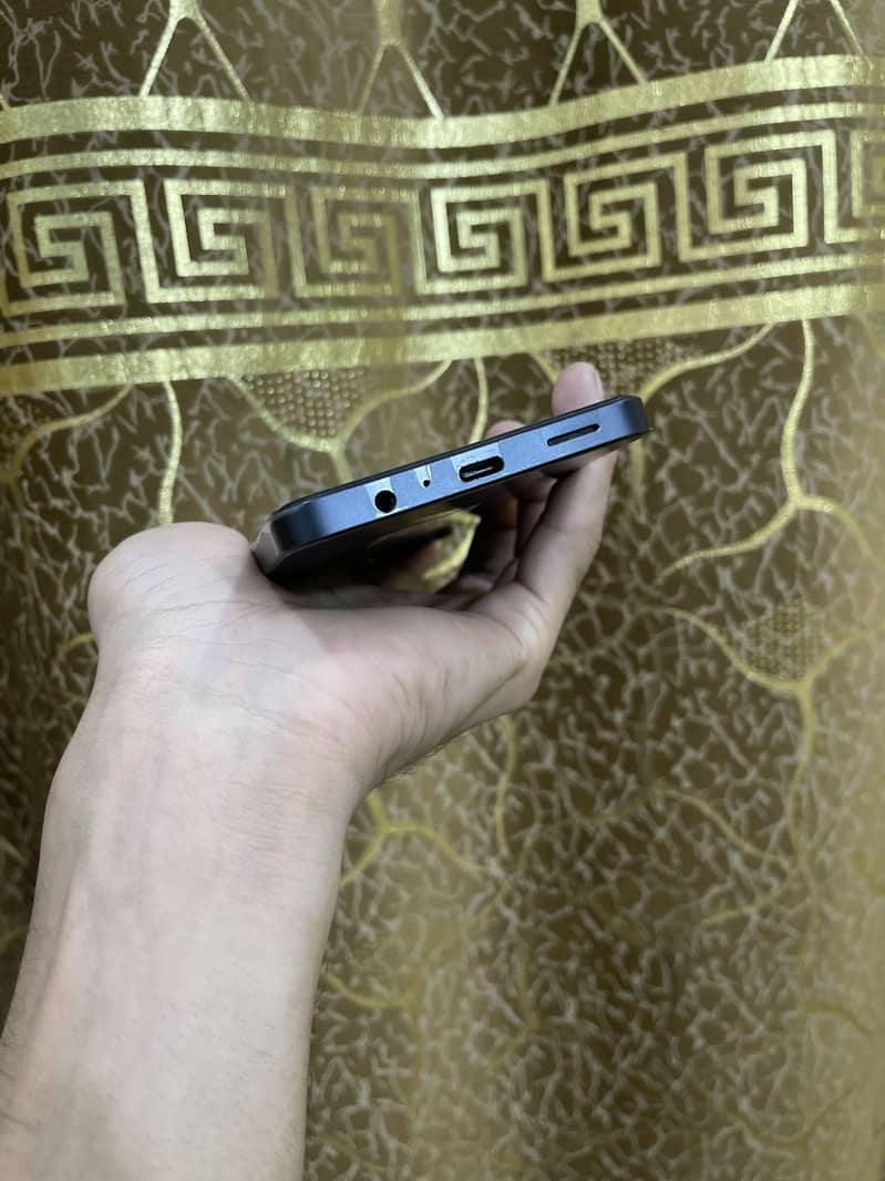 Samsung Mobile A07 4