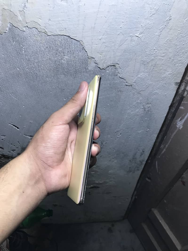 Infinix Zero 30 3