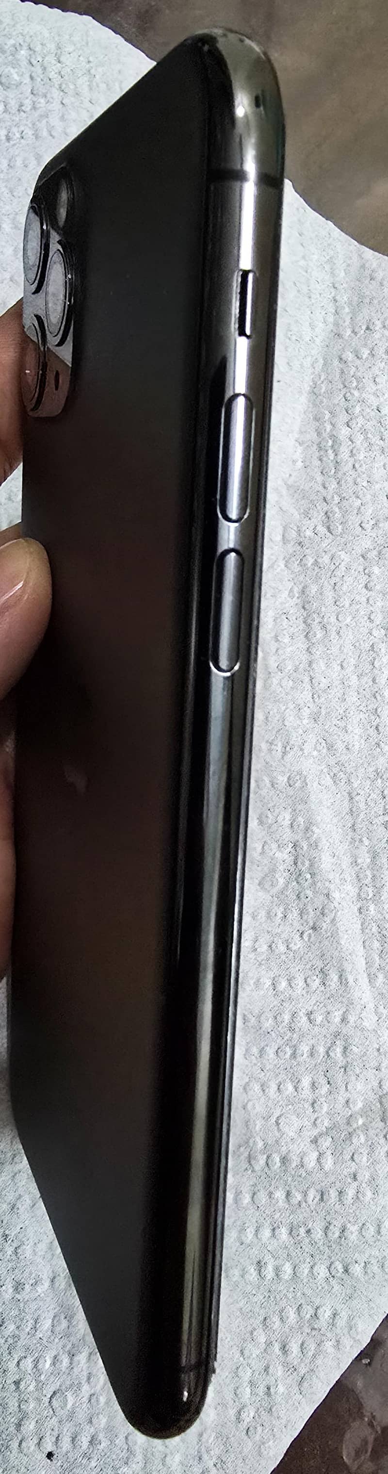 Apple iPhone 11 Pro 3