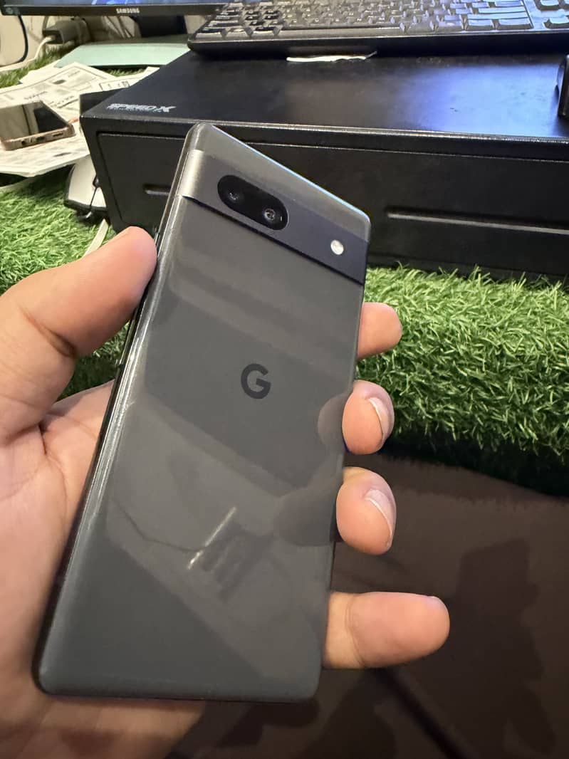 Google Pixel 7a 4