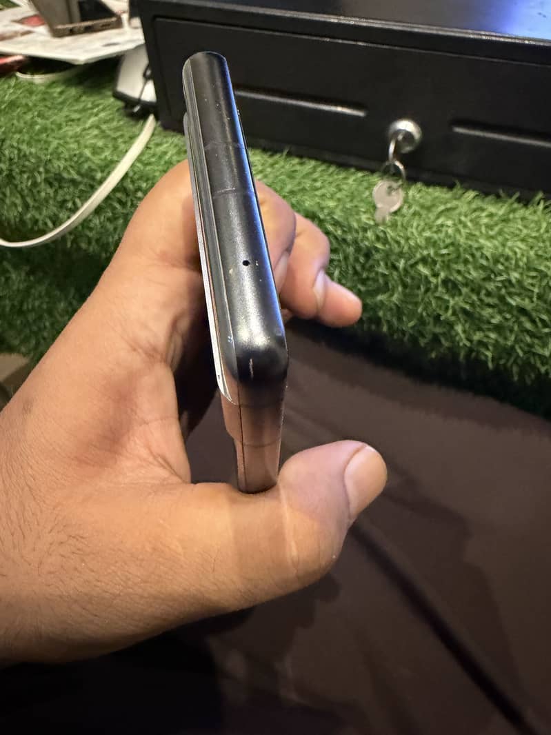 Google Pixel 7a 6