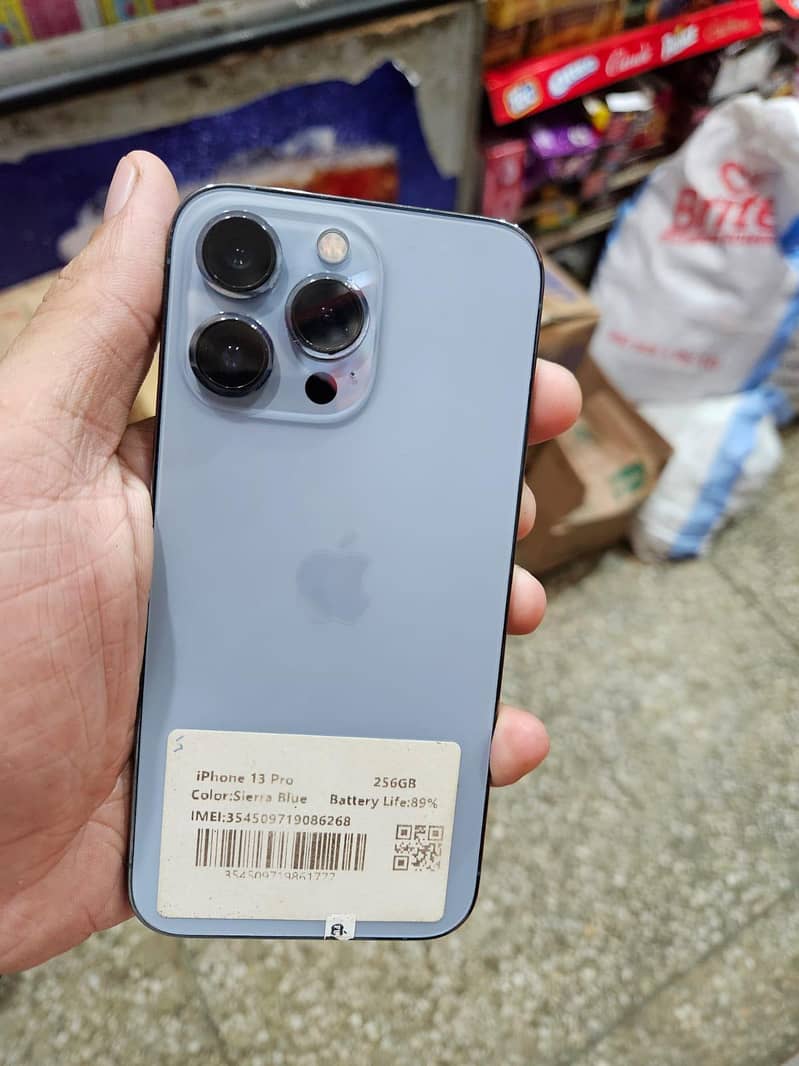 Apple iPhone 13 Pro 4
