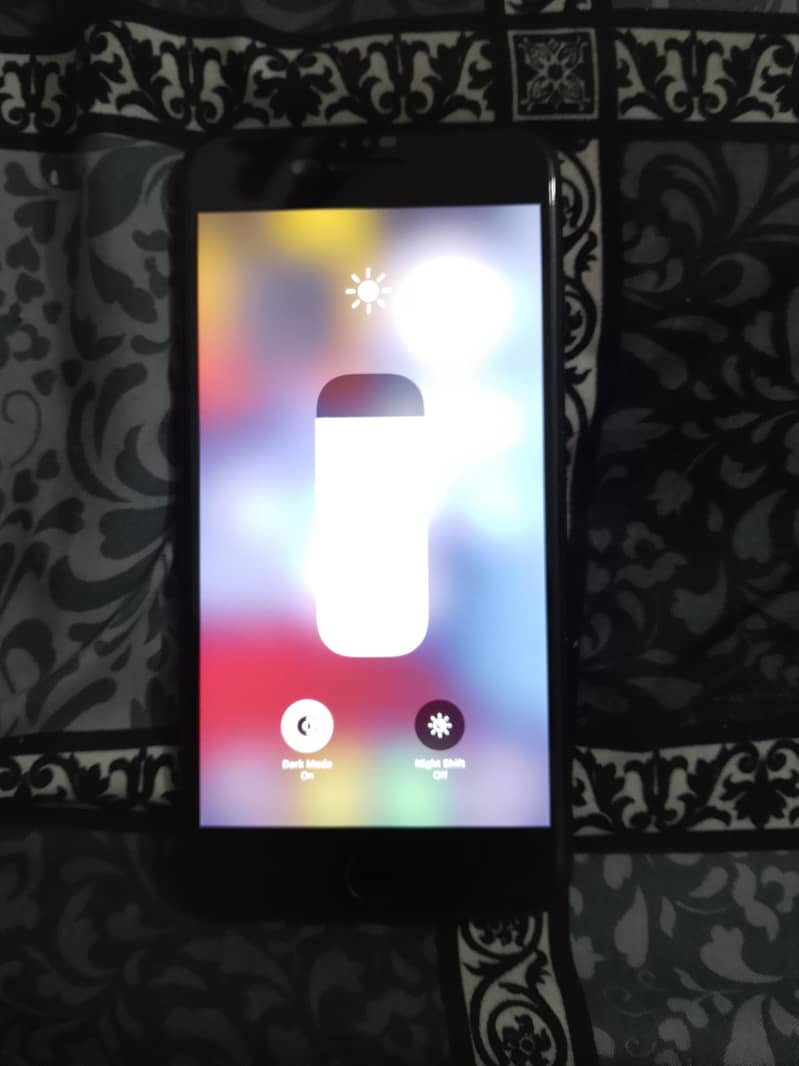 Apple iPhone 7 Plus 6