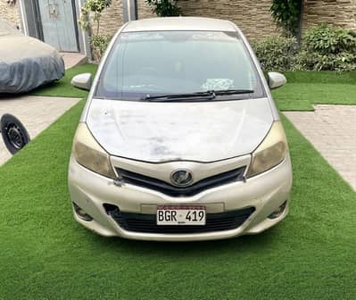 Toyota Vitz 2013