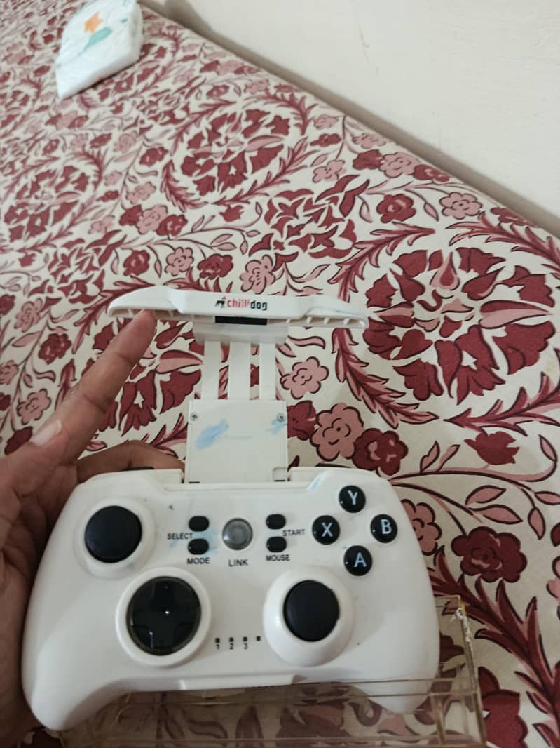 gaming console pad 1