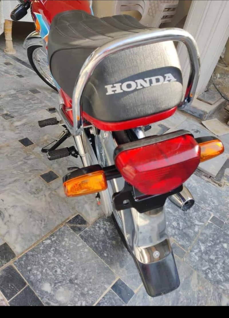 Honda CD 70 3