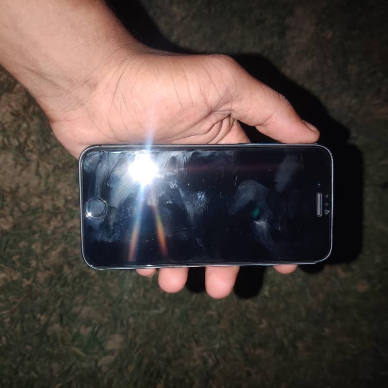 Apple iPhone SE 1