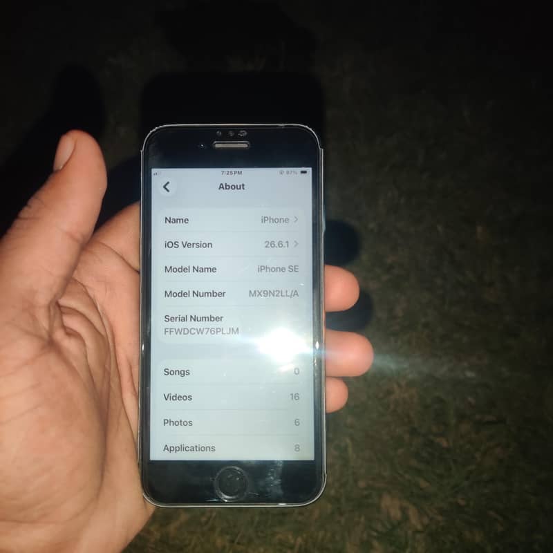 Apple iPhone SE 4