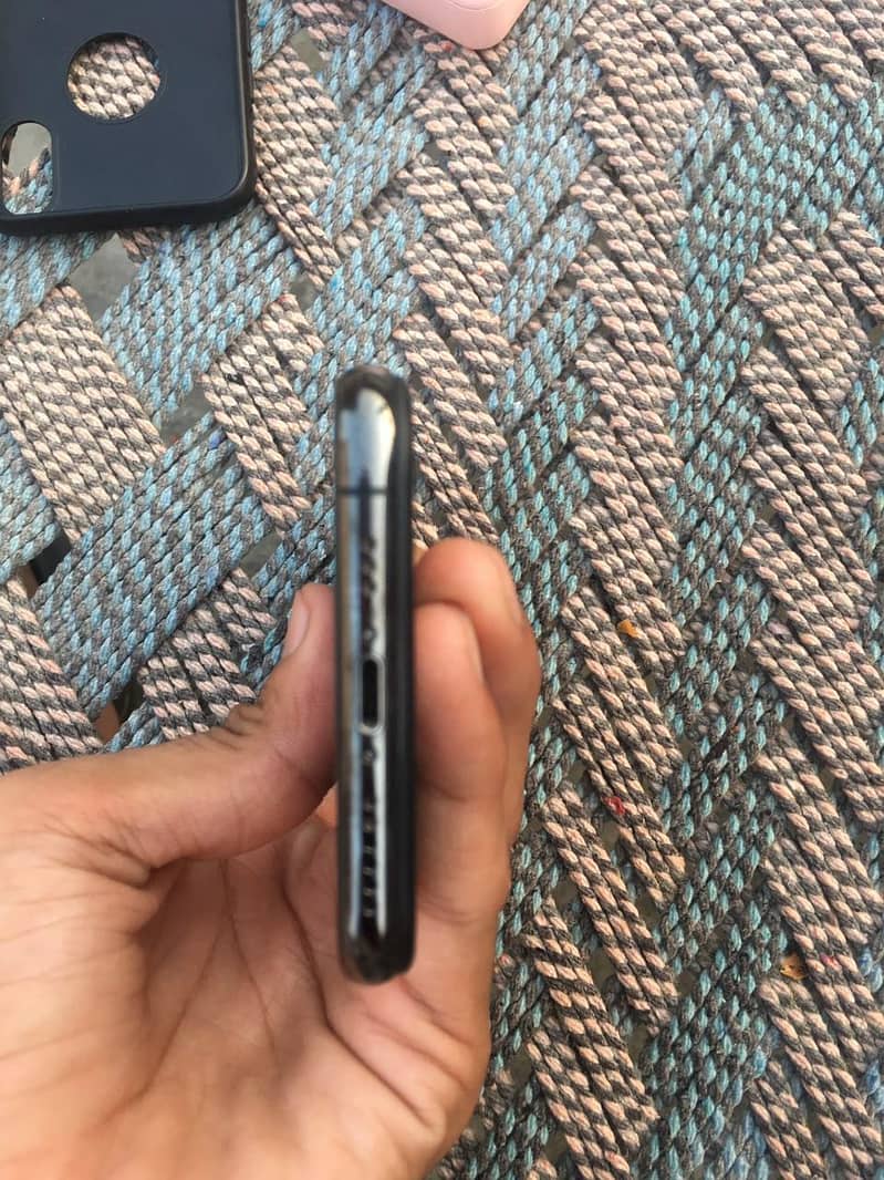 Apple iPhone XS 03224032467 1