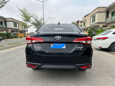 Toyota Yaris1.3 gli cvt 2026