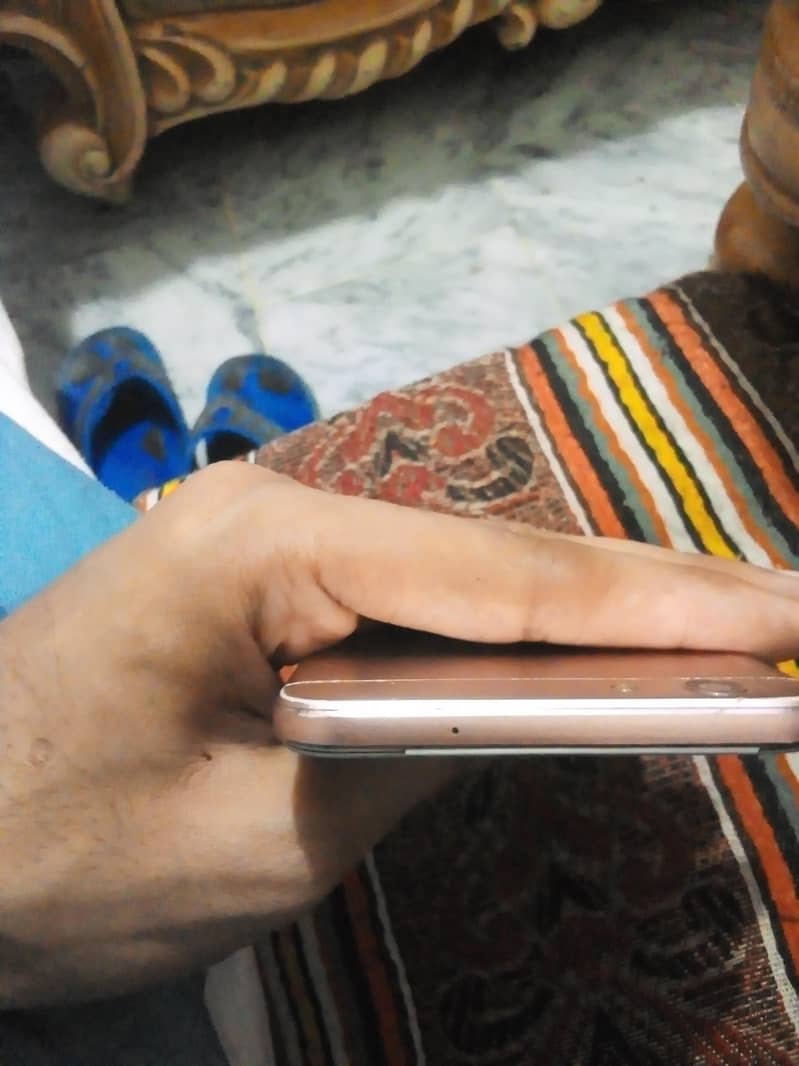 OPPO F1s 5