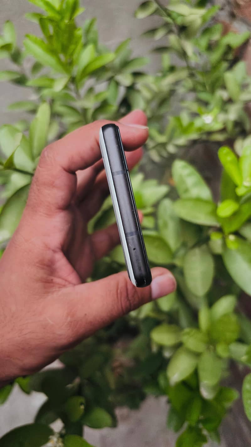 Google Pixel 6a 10
