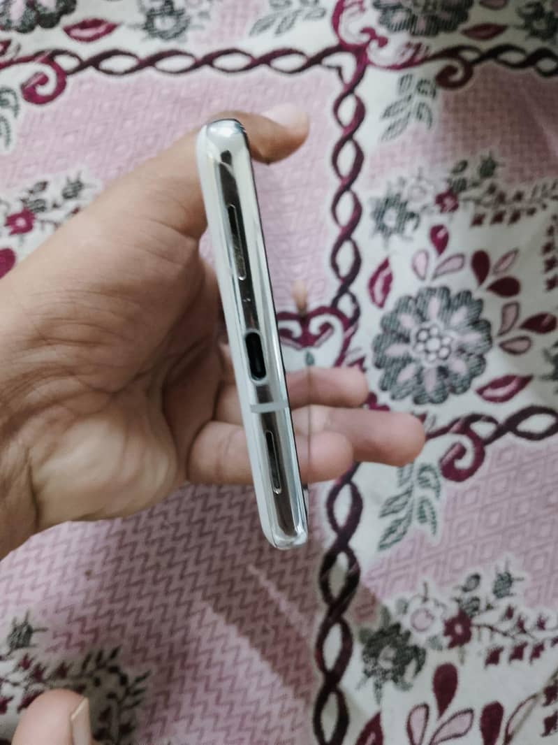 Google Pixel 7 Pro 6