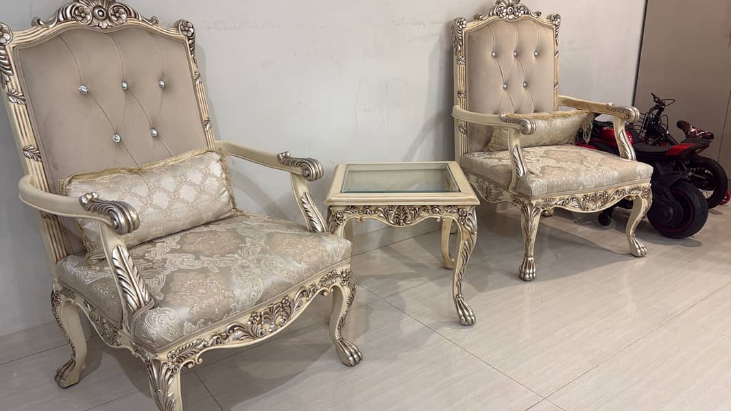 Solid wood royal bed 2