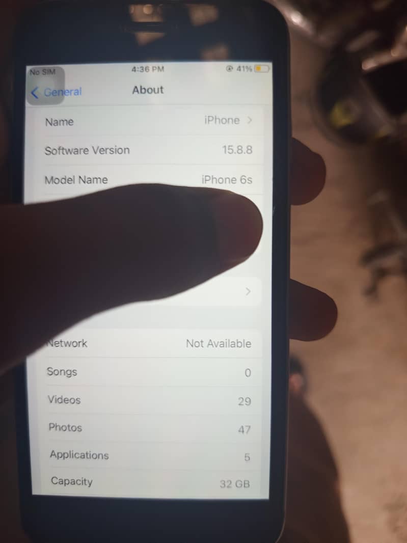 Apple iPhone 6S 1