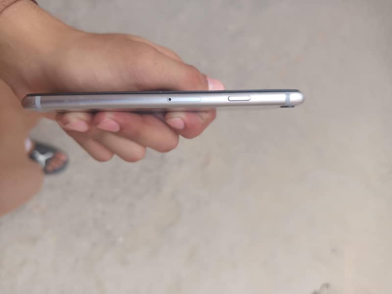 Apple iPhone 6S 3