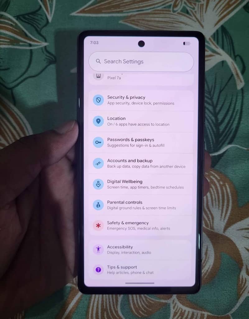Google Pixel 7a 5