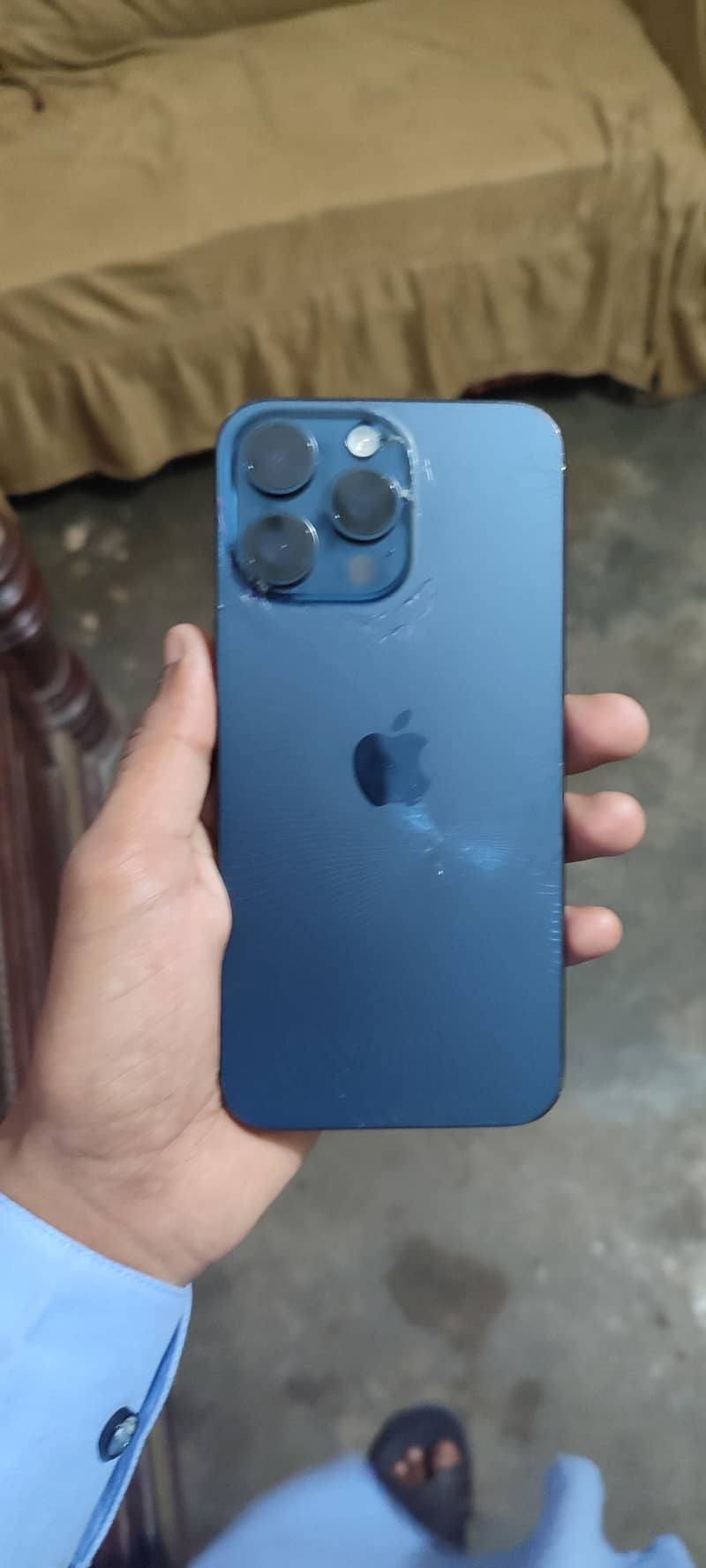Apple iPhone 15 Pro Max 3