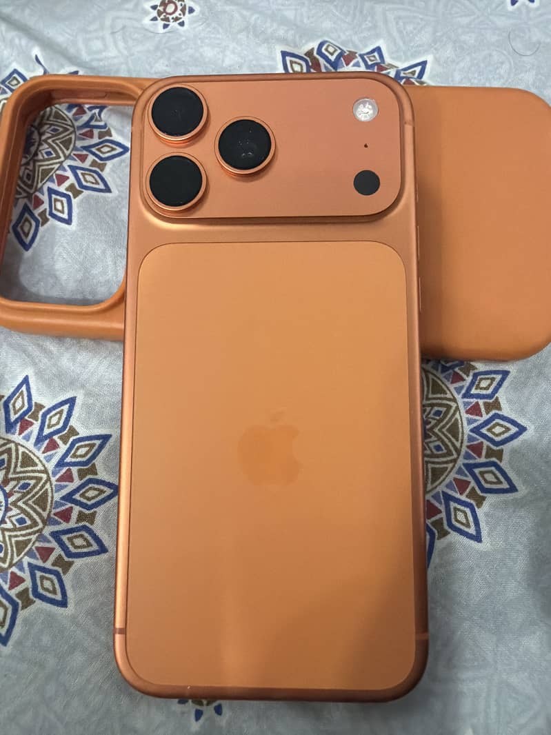 Apple iPhone 17 Pro Max 0