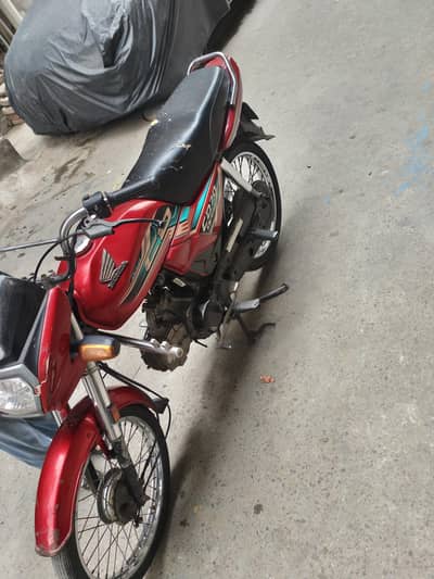 first owner bike jis bhai ne bi Lani he wo bio metric sht hi krwaya