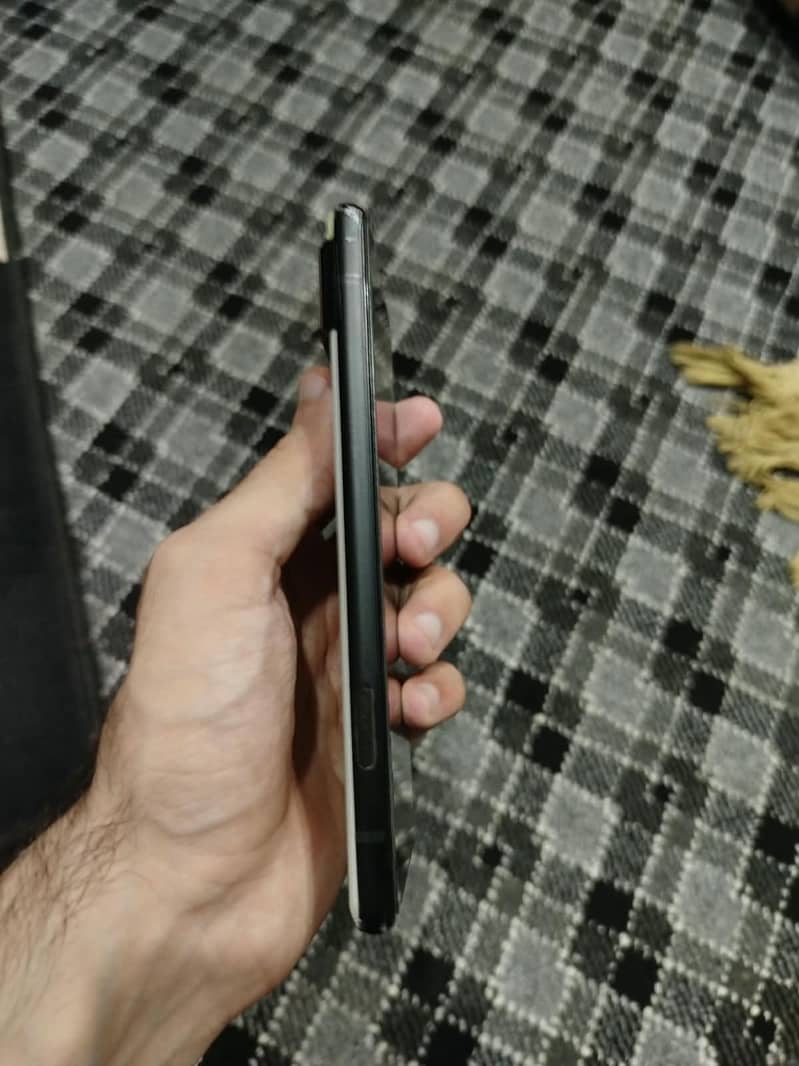 Google Pixel 6 5