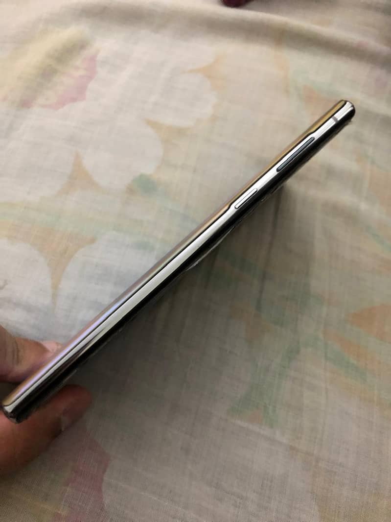 Samsung Mobile Note 10 Plus 3